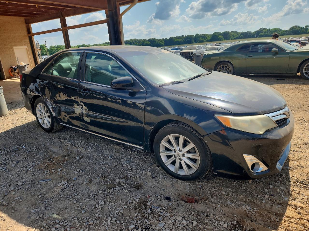 2013 TOYOTA CAMRY photo 7