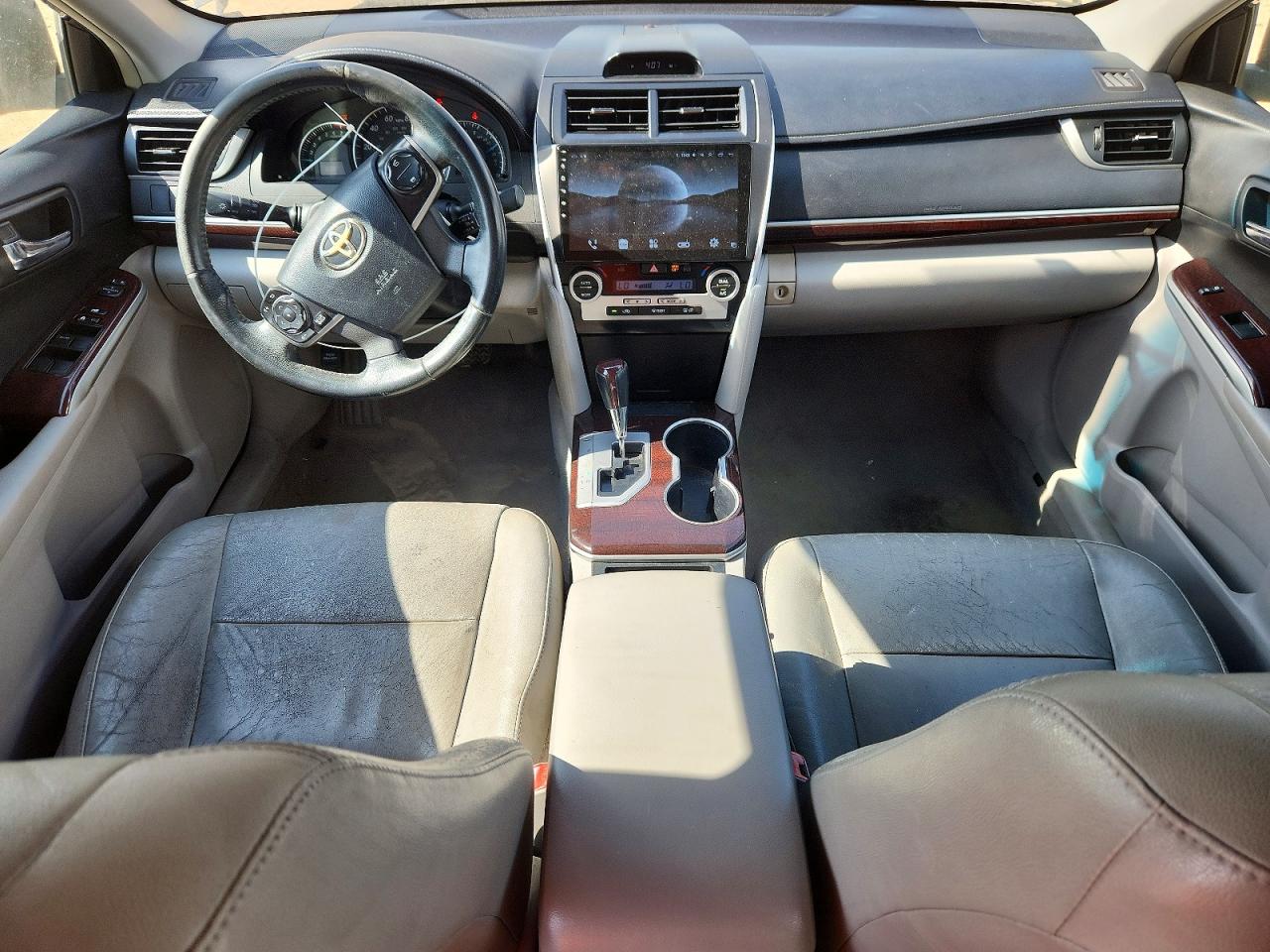 2013 TOYOTA CAMRY photo 15