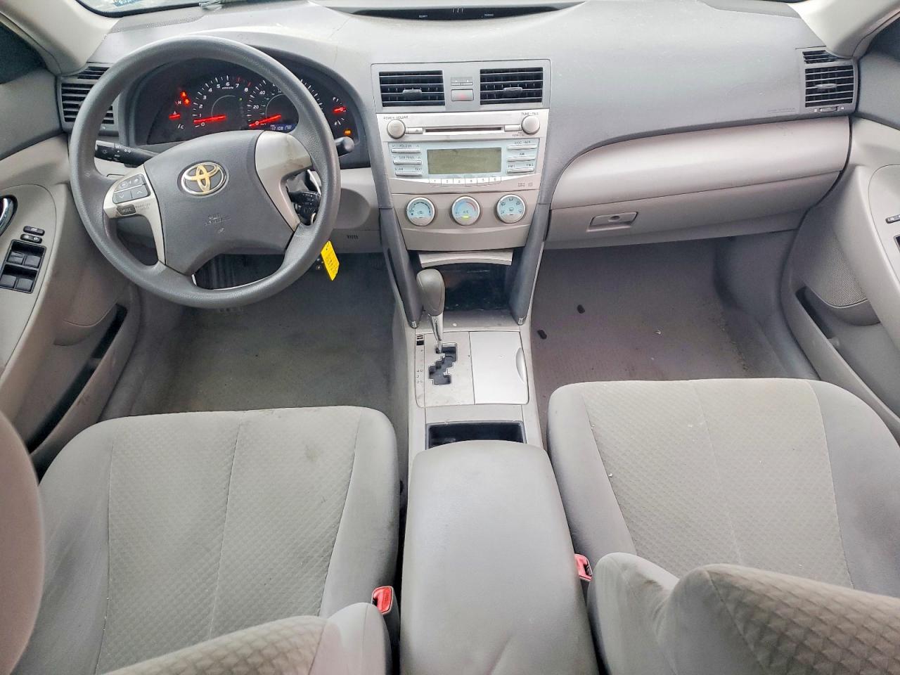 2009 TOYOTA CAMRY BASE photo 8
