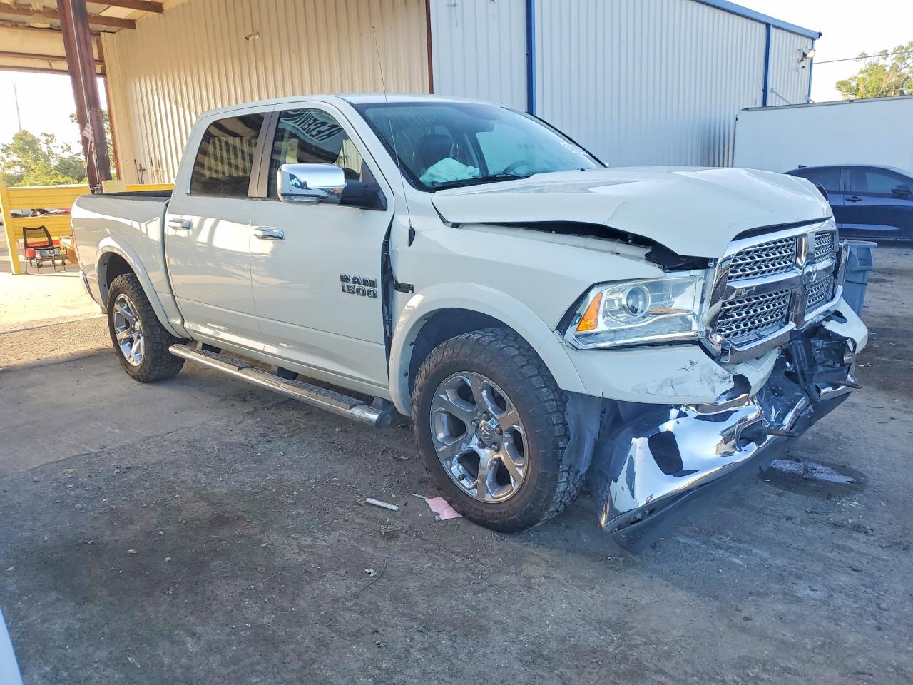 2018 RAM 1500 LARAMIE photo 7