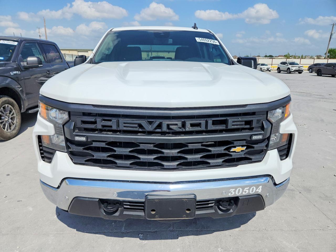 2024 CHEVROLET SILVERADO C1500 photo 9