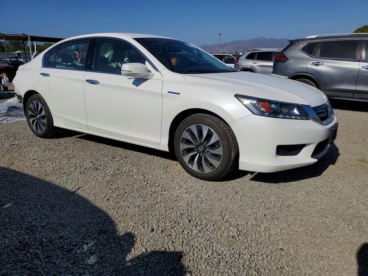 2015 HONDA ACCORD HYBRID photo 10