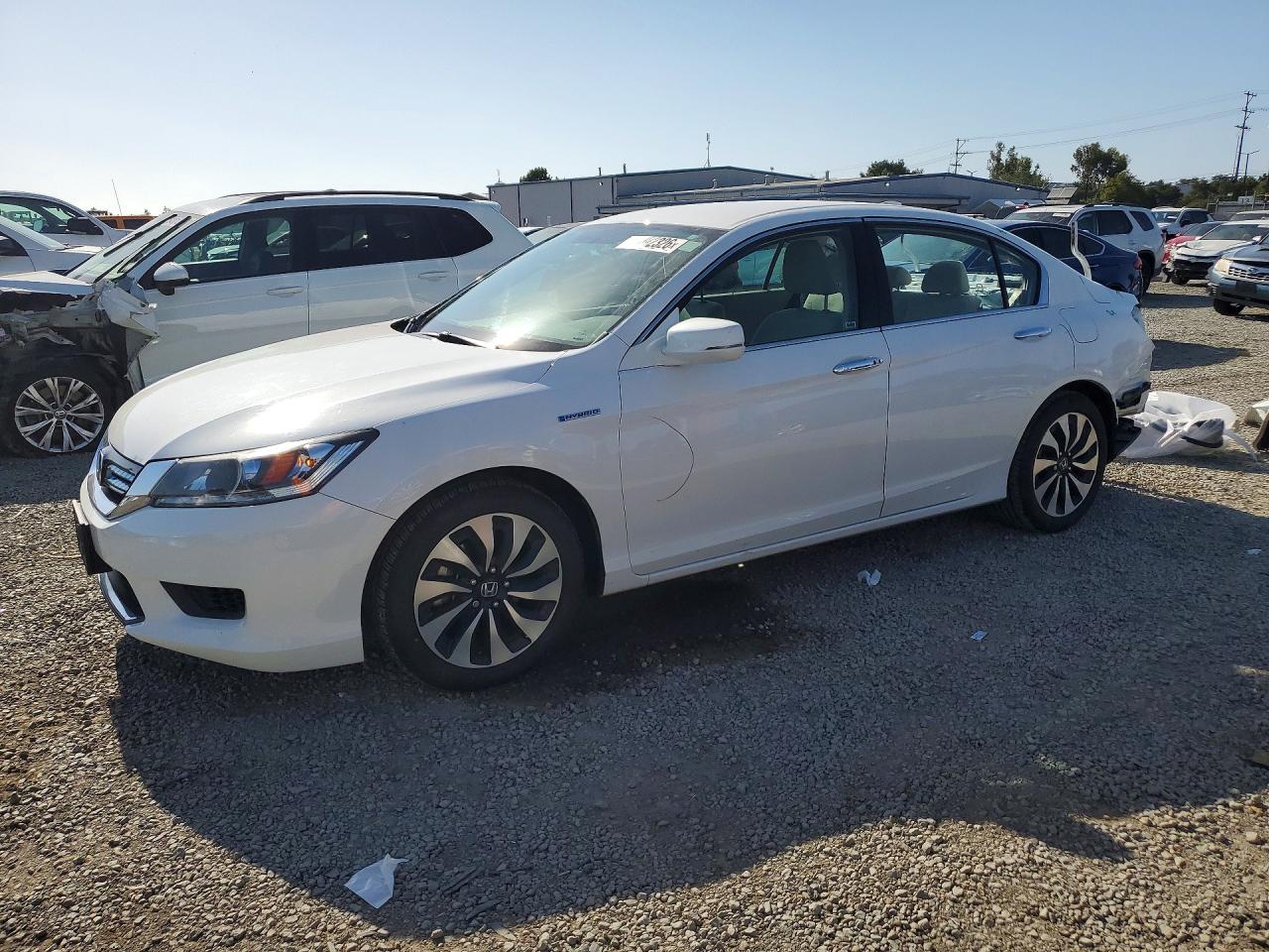 2015 HONDA ACCORD