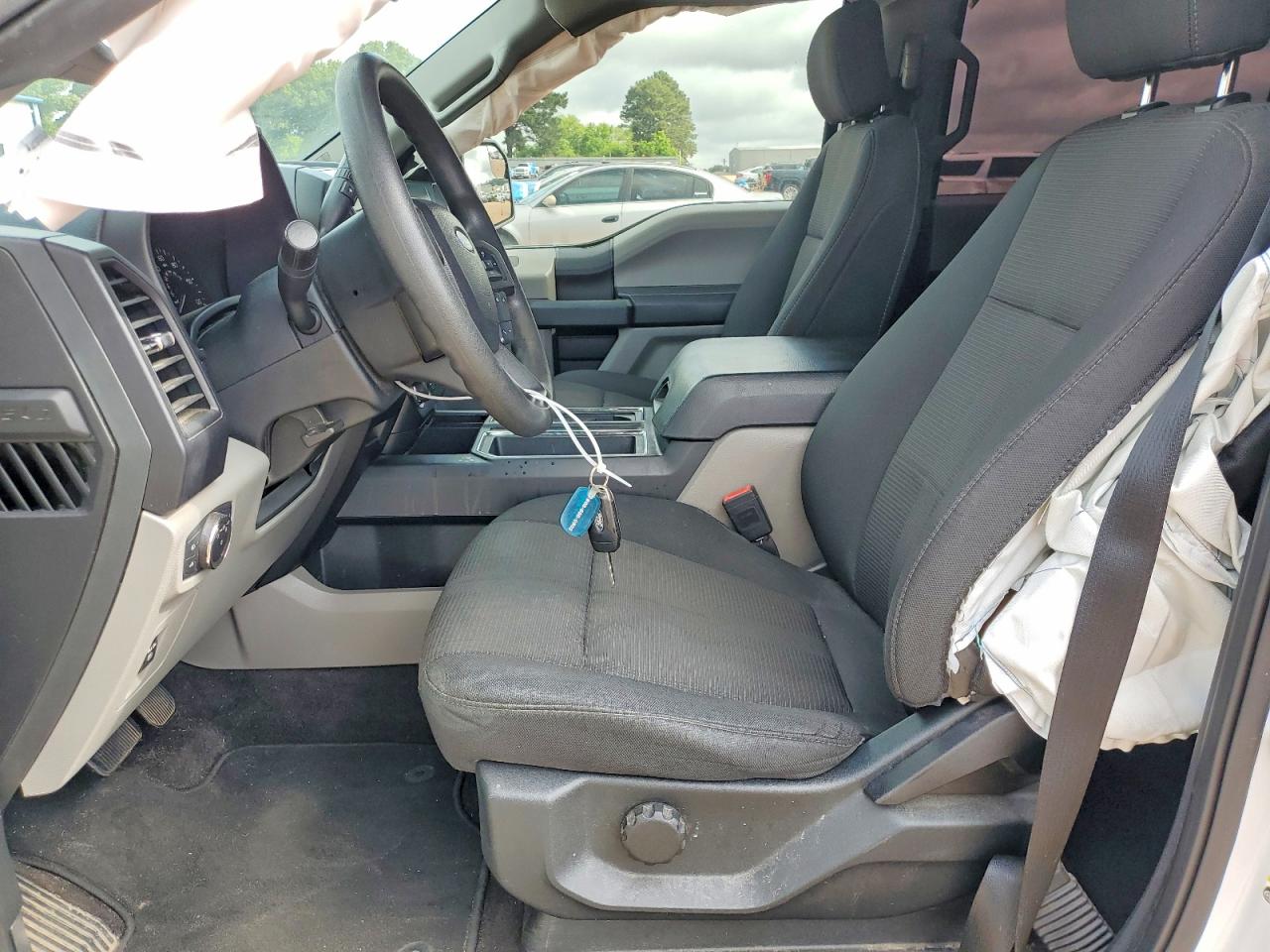 2020 FORD F150 SUPERCREW photo 13
