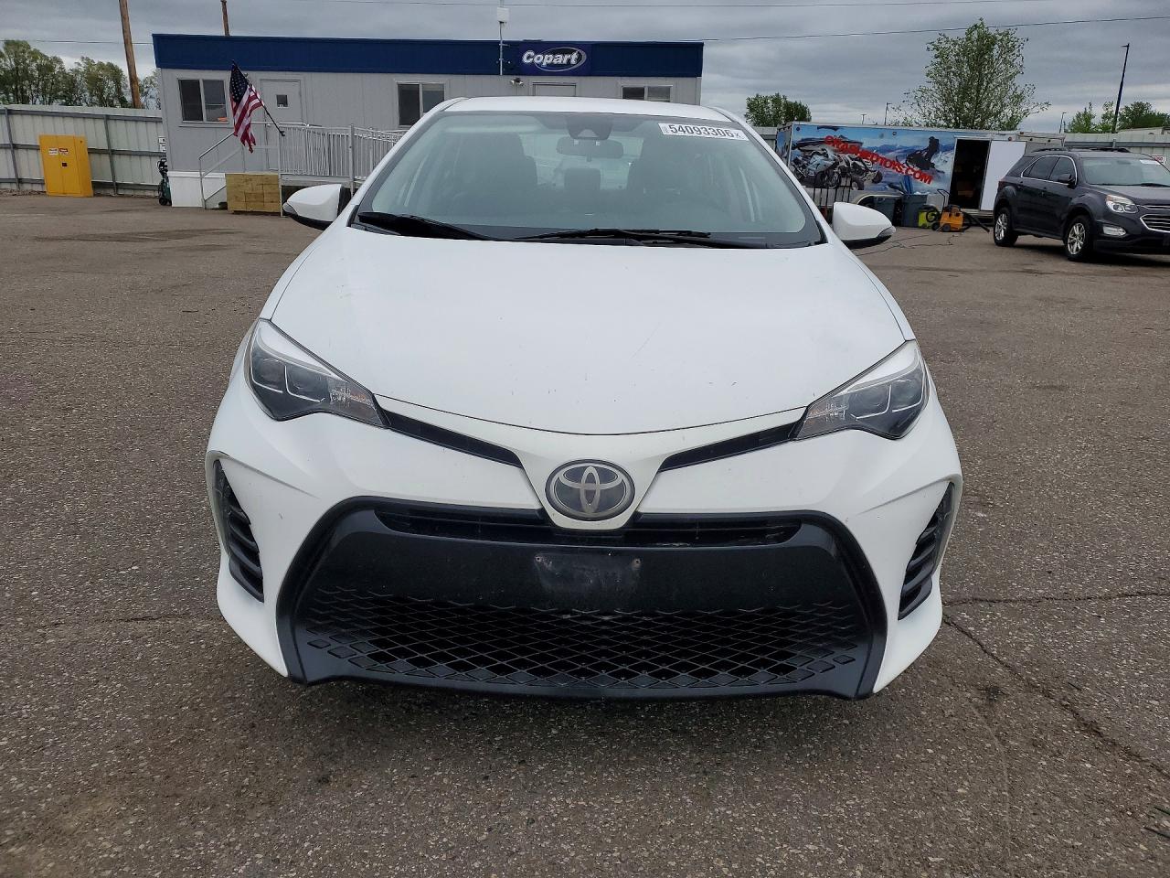 2017 TOYOTA COROLLA SE photo 13
