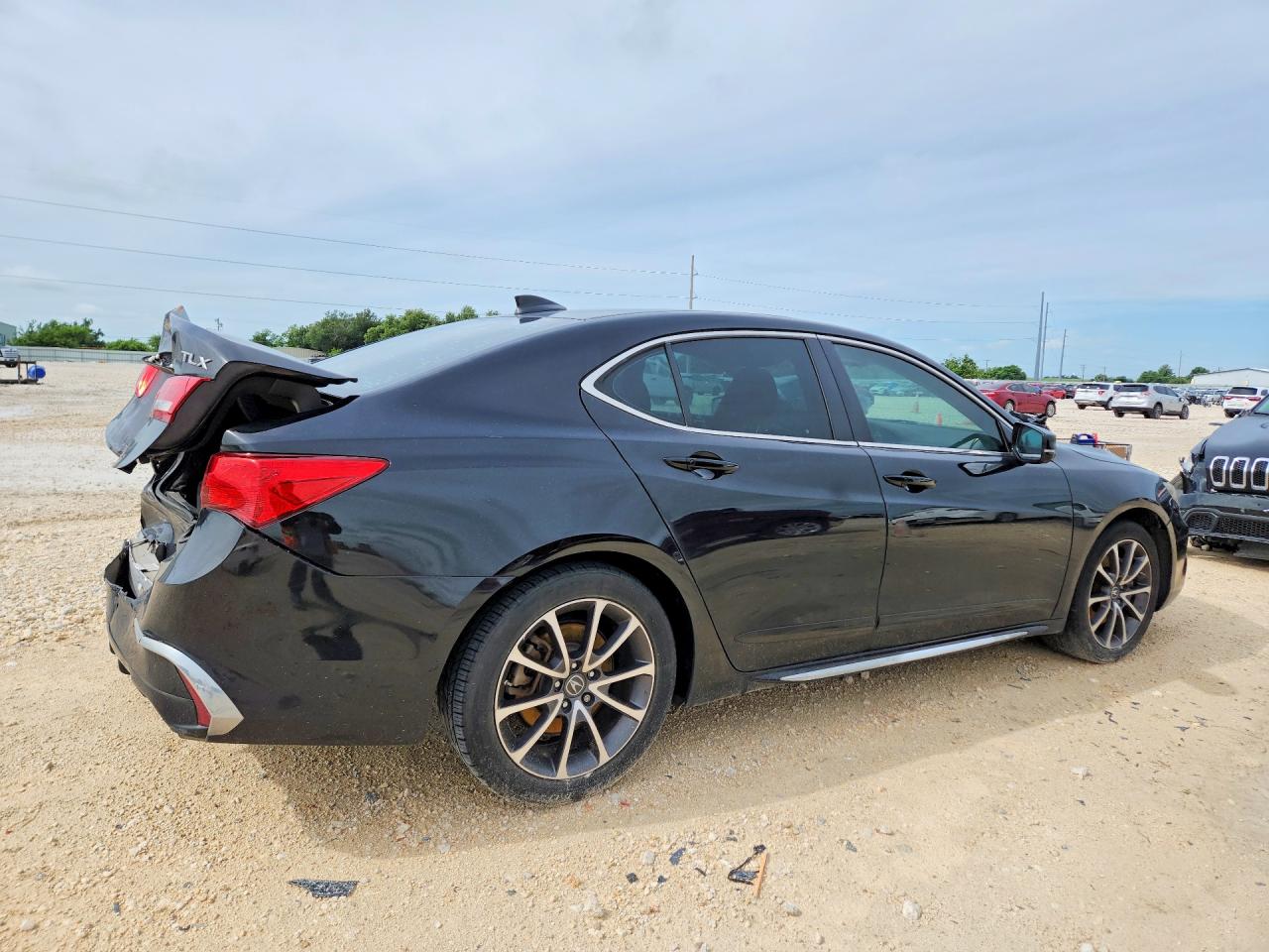2018 ACURA TLX TECH photo 5