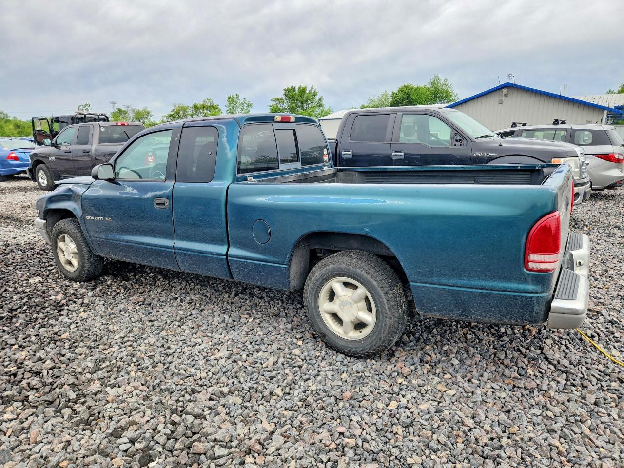 1998 DODGE DAKOTA photo 2