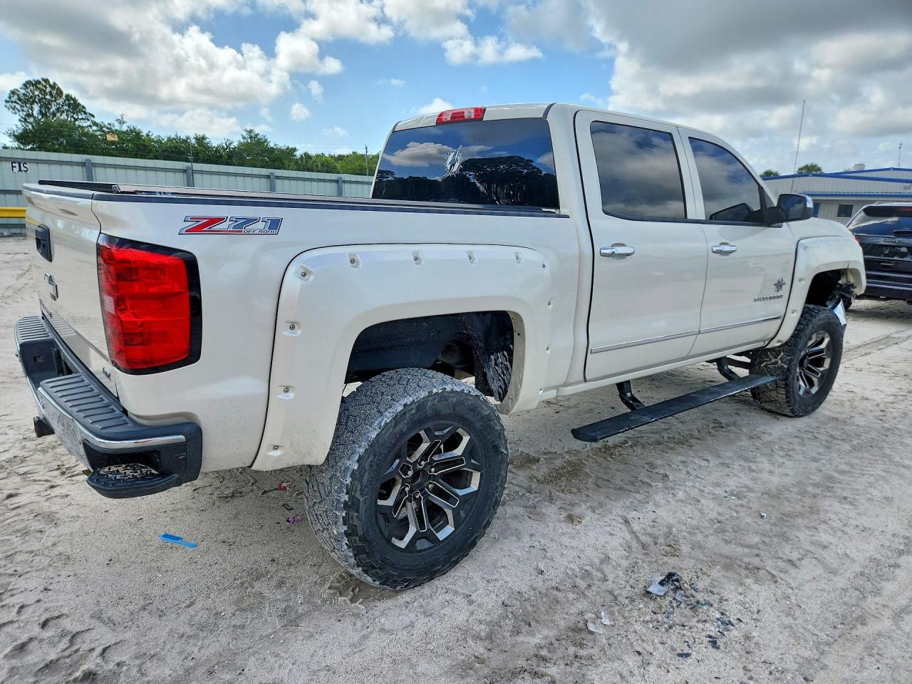 2014 CHEVROLET SILVERADO K1500 LTZ photo 3
