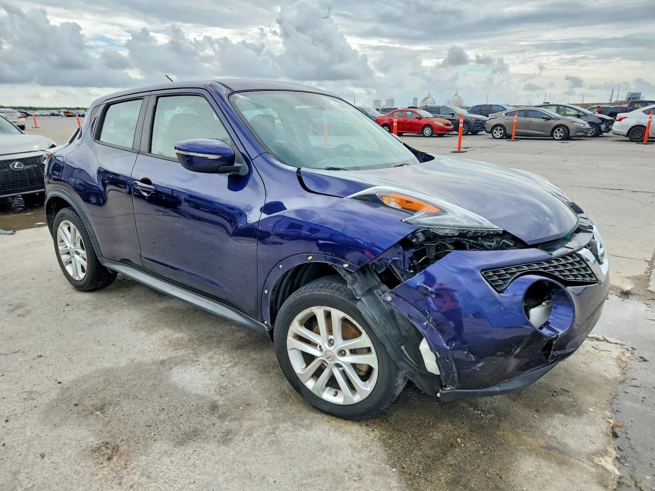 2015 NISSAN JUKE S photo 7