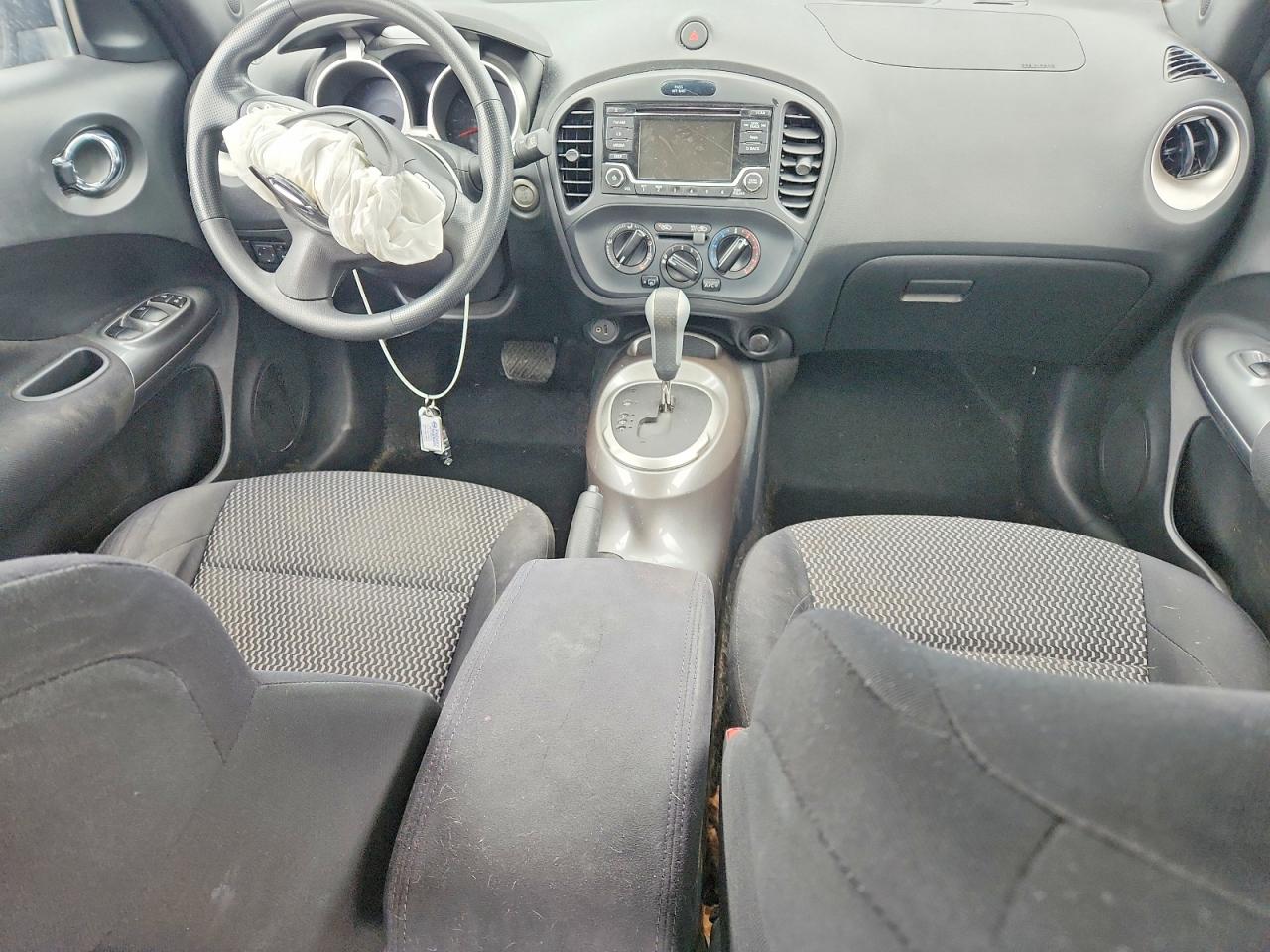2015 NISSAN JUKE S photo 15