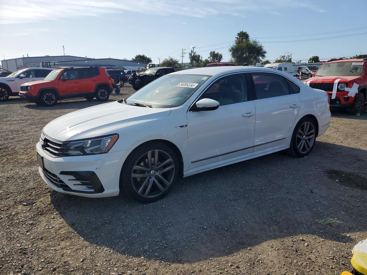 2017 VOLKSWAGEN PASSAT