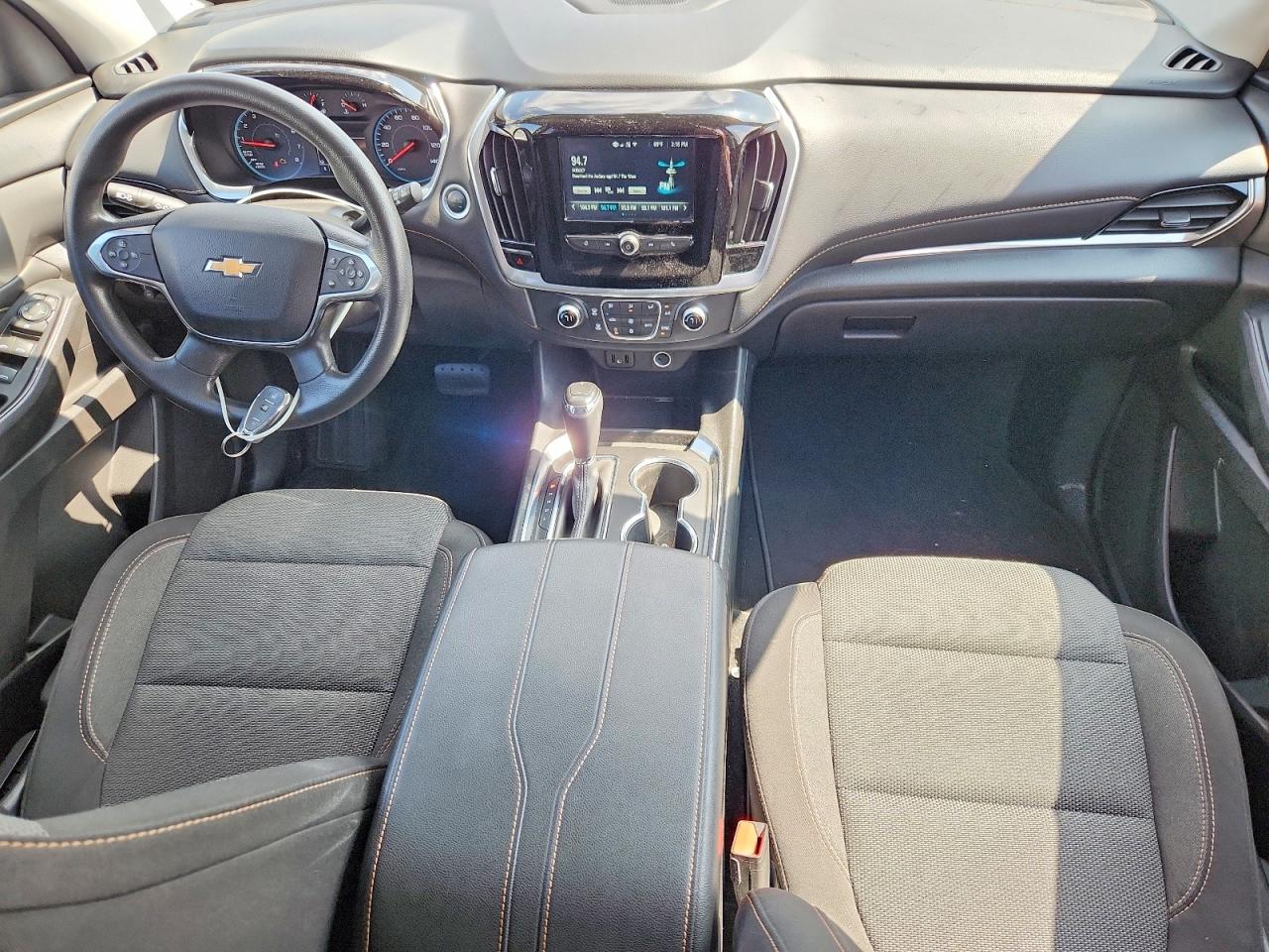 2019 CHEVROLET TRAVERSE LS photo 8
