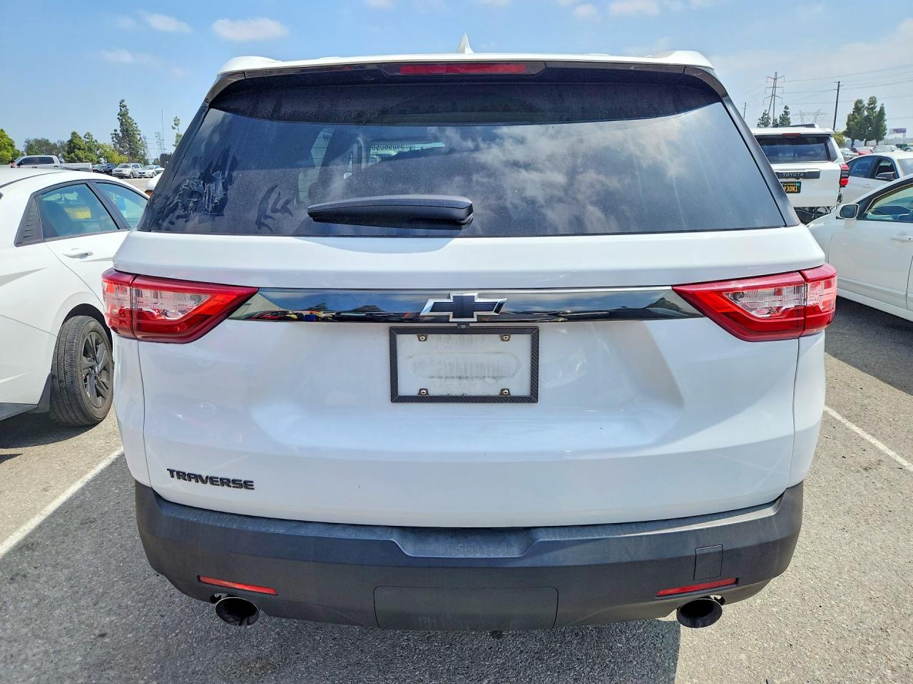 2019 CHEVROLET TRAVERSE LS photo 6