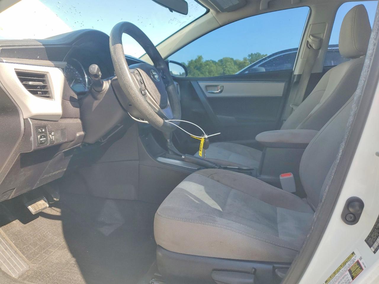 2016 TOYOTA COROLLA LE photo 13