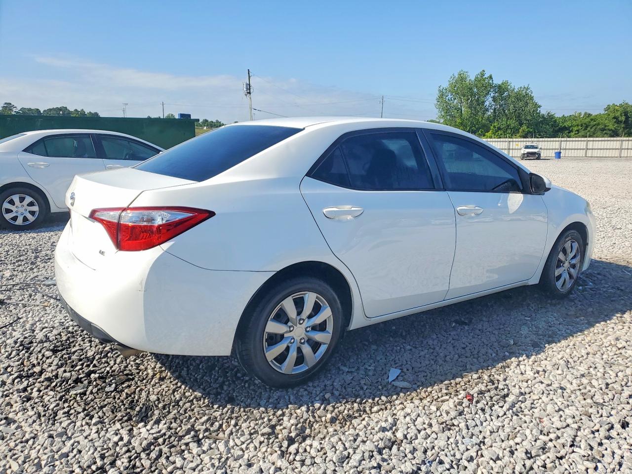 2016 TOYOTA COROLLA LE photo 5