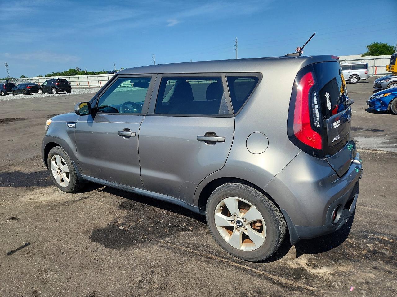 2017 KIA SOUL BASE photo 3