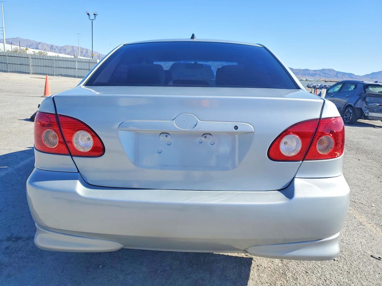 2005 TOYOTA COROLLA S photo 6