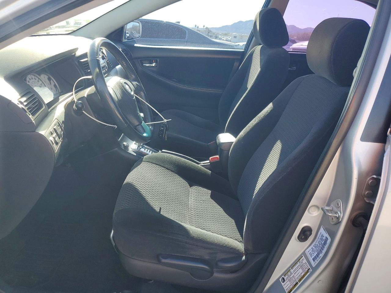 2005 TOYOTA COROLLA S photo 7