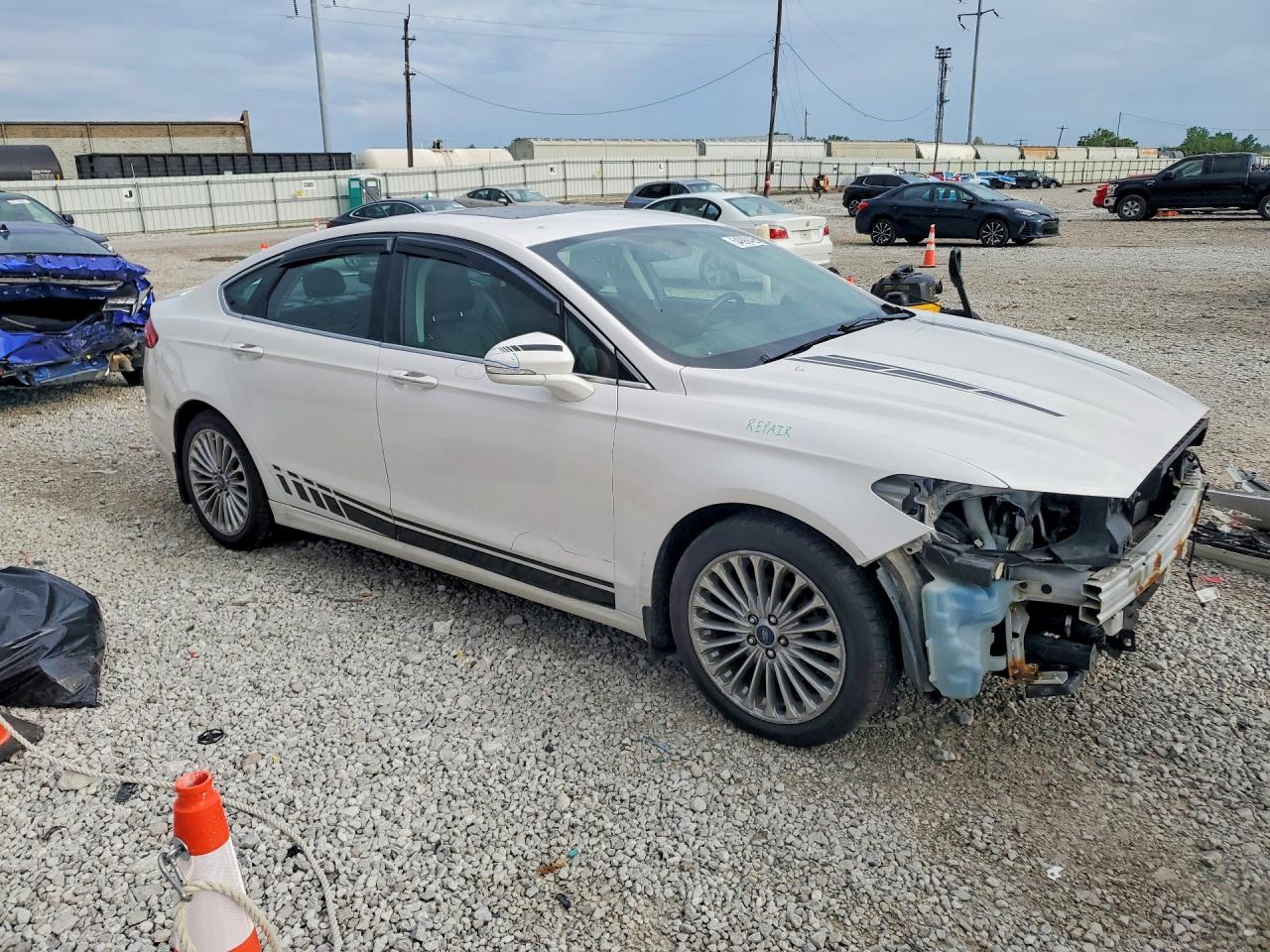 2016 FORD FUSION TITANIUM photo 4