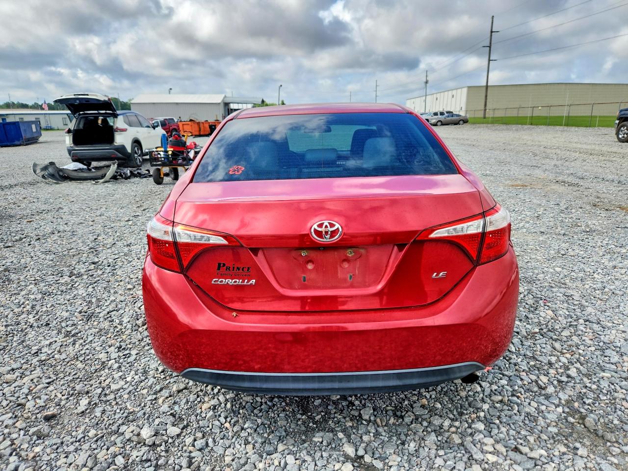 2015 TOYOTA COROLLA LE photo 11