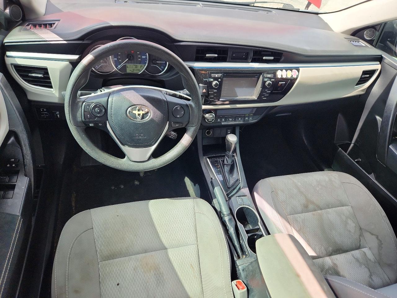 2015 TOYOTA COROLLA LE photo 15