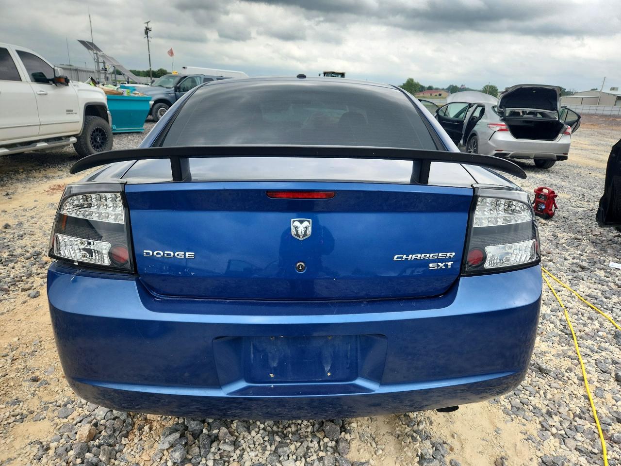 2010 DODGE CHARGER SXT photo 11