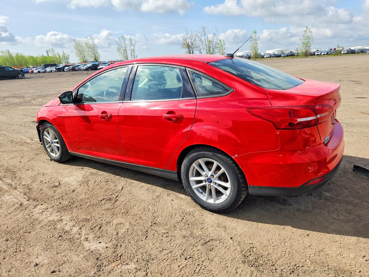 2017 FORD FOCUS SE photo 3