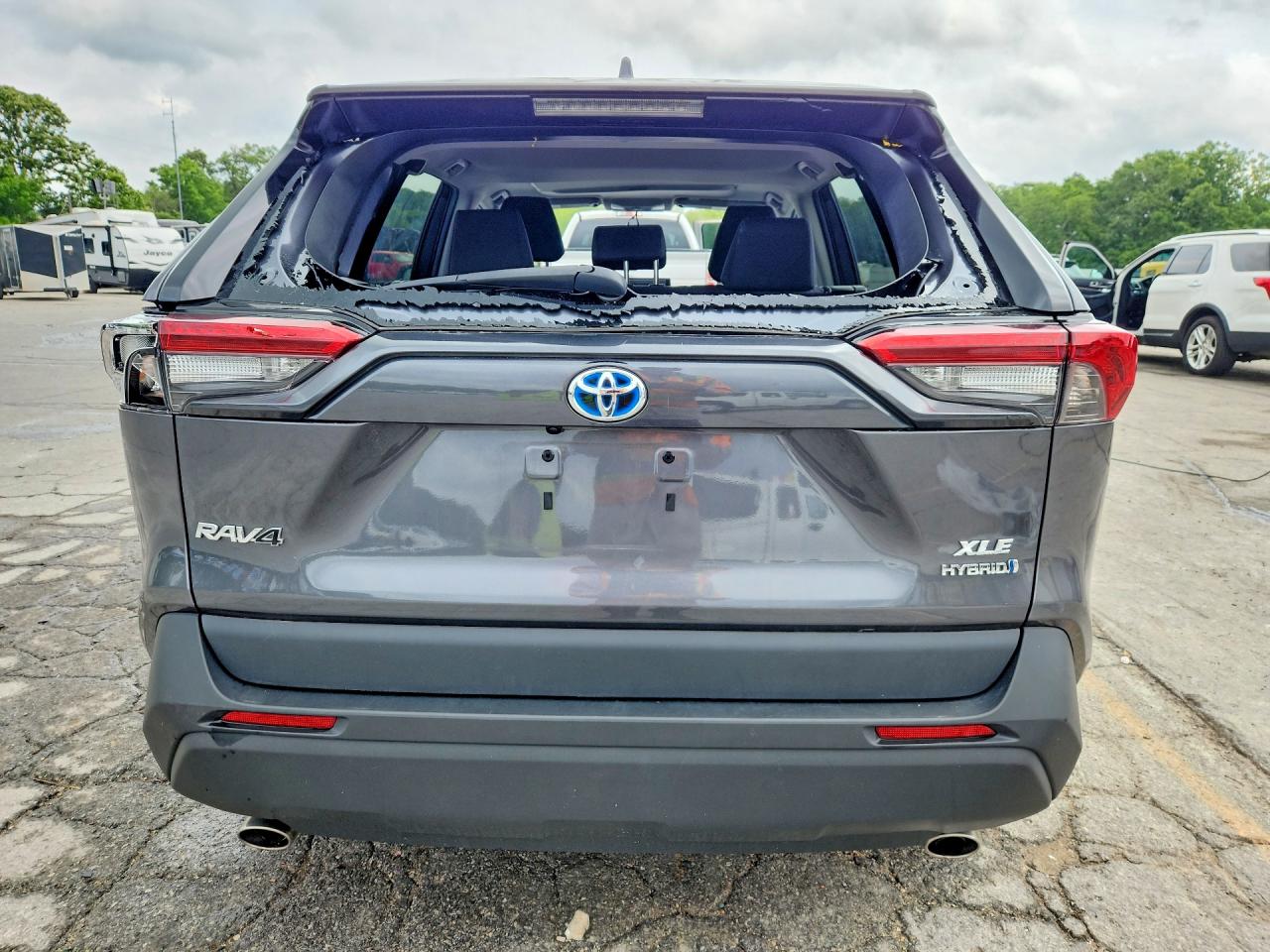 2022 TOYOTA RAV4 XLE photo 11