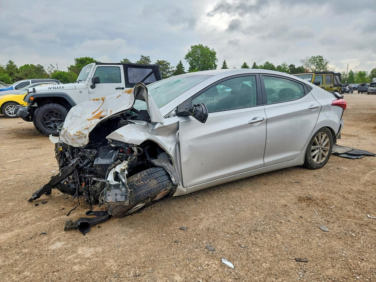 2015 HYUNDAI ELANTRA