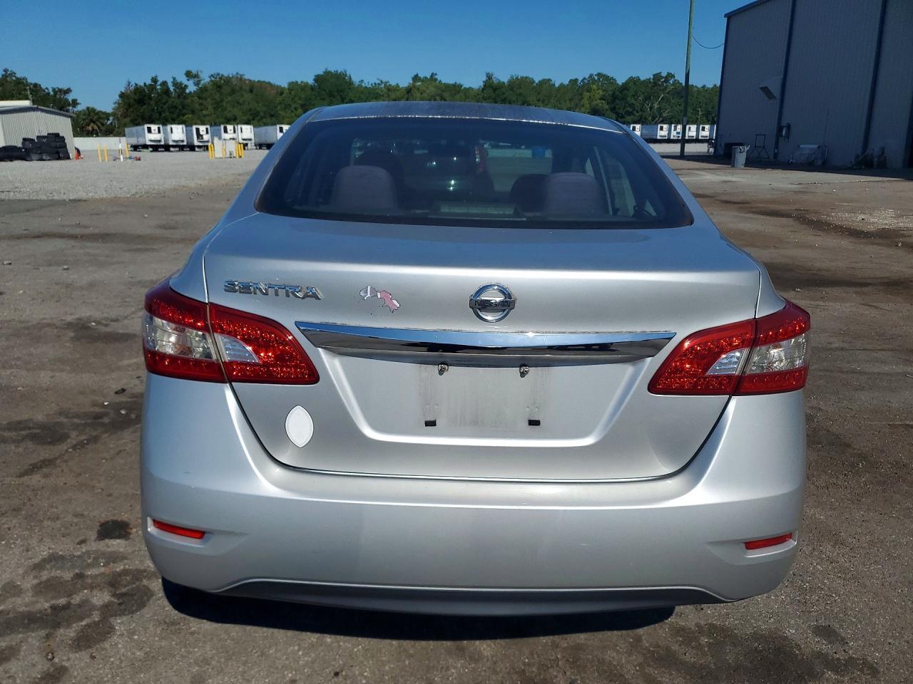 2015 NISSAN SENTRA S photo 16