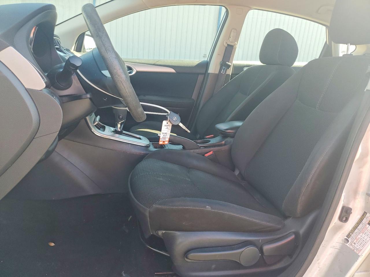 2015 NISSAN SENTRA S photo 19
