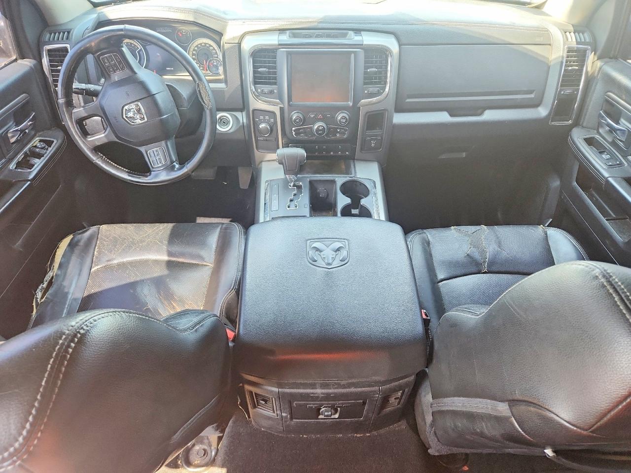2013 RAM 1500 SPORT photo 8