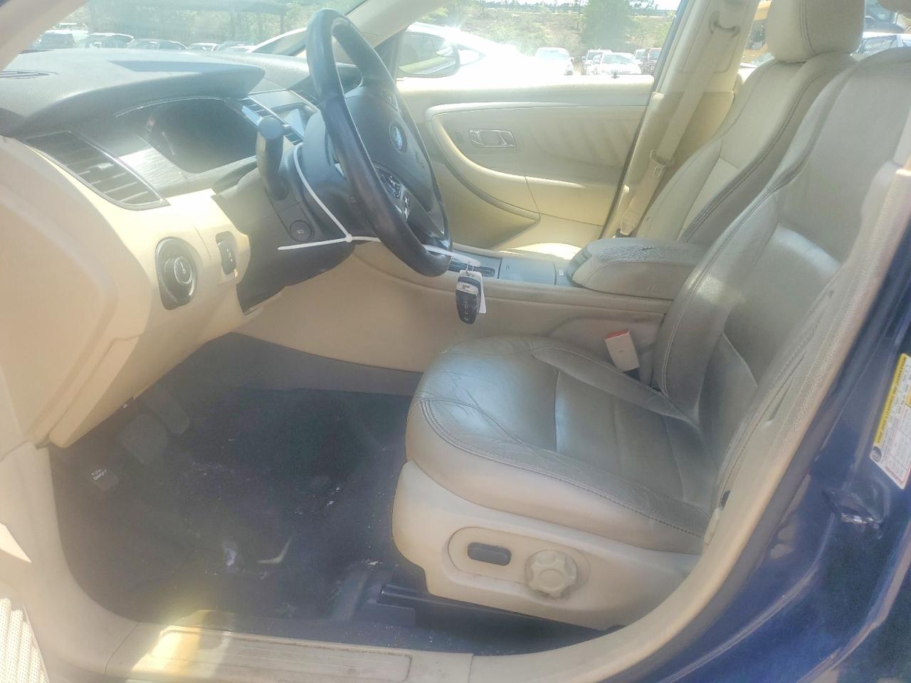 2016 FORD TAURUS SEL photo 7