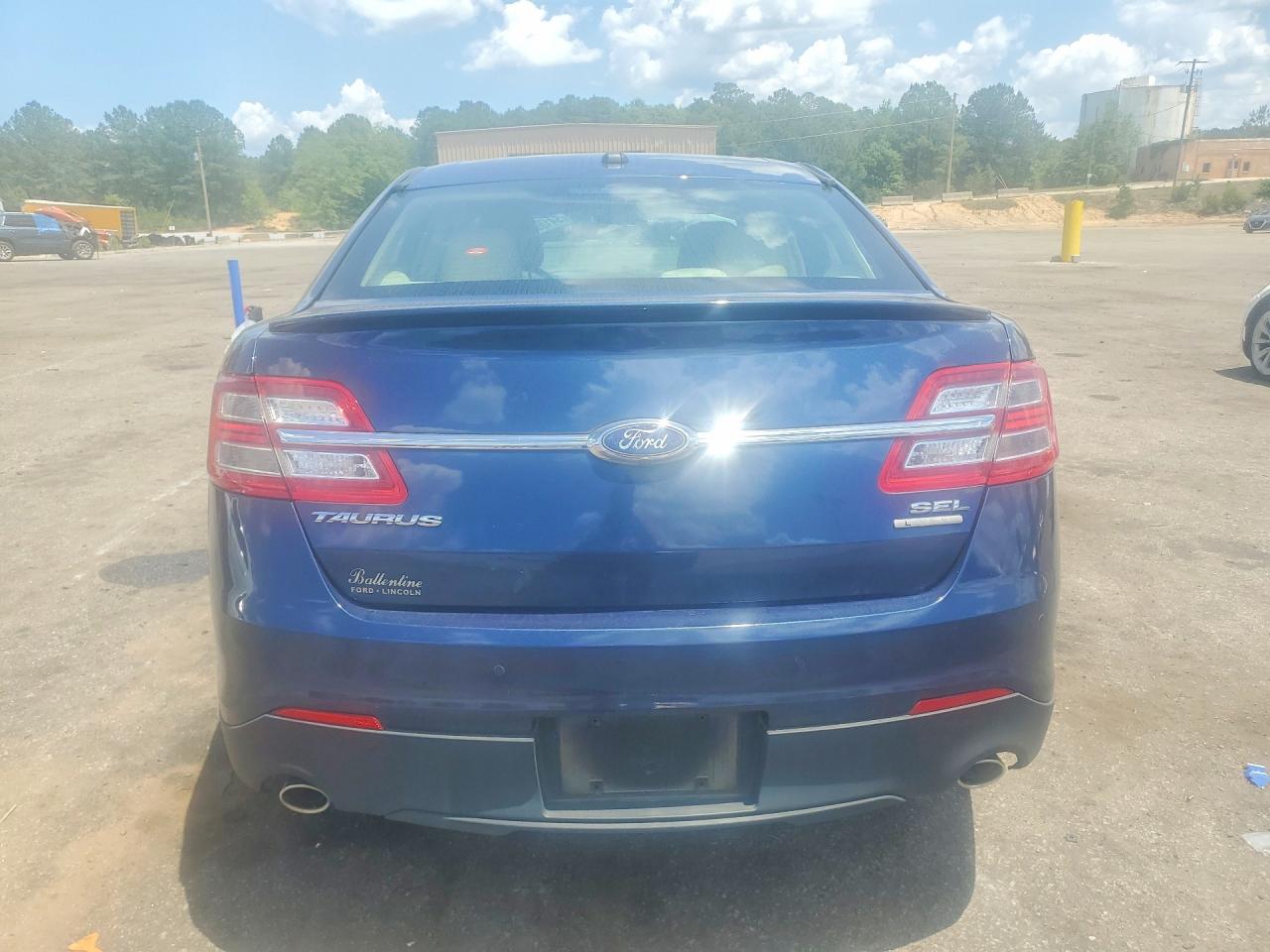 2016 FORD TAURUS SEL photo 6