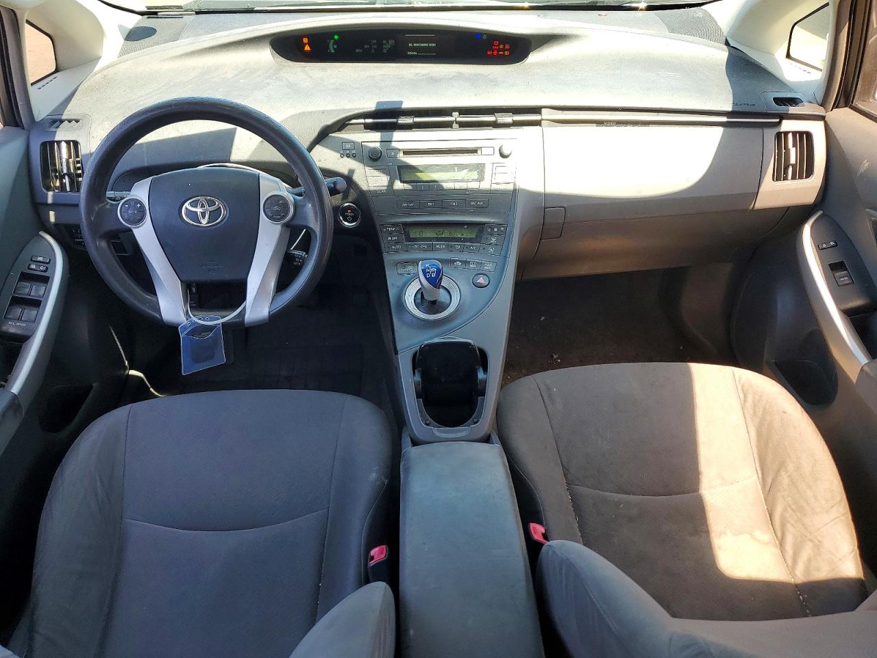 2010 TOYOTA PRIUS II photo 15