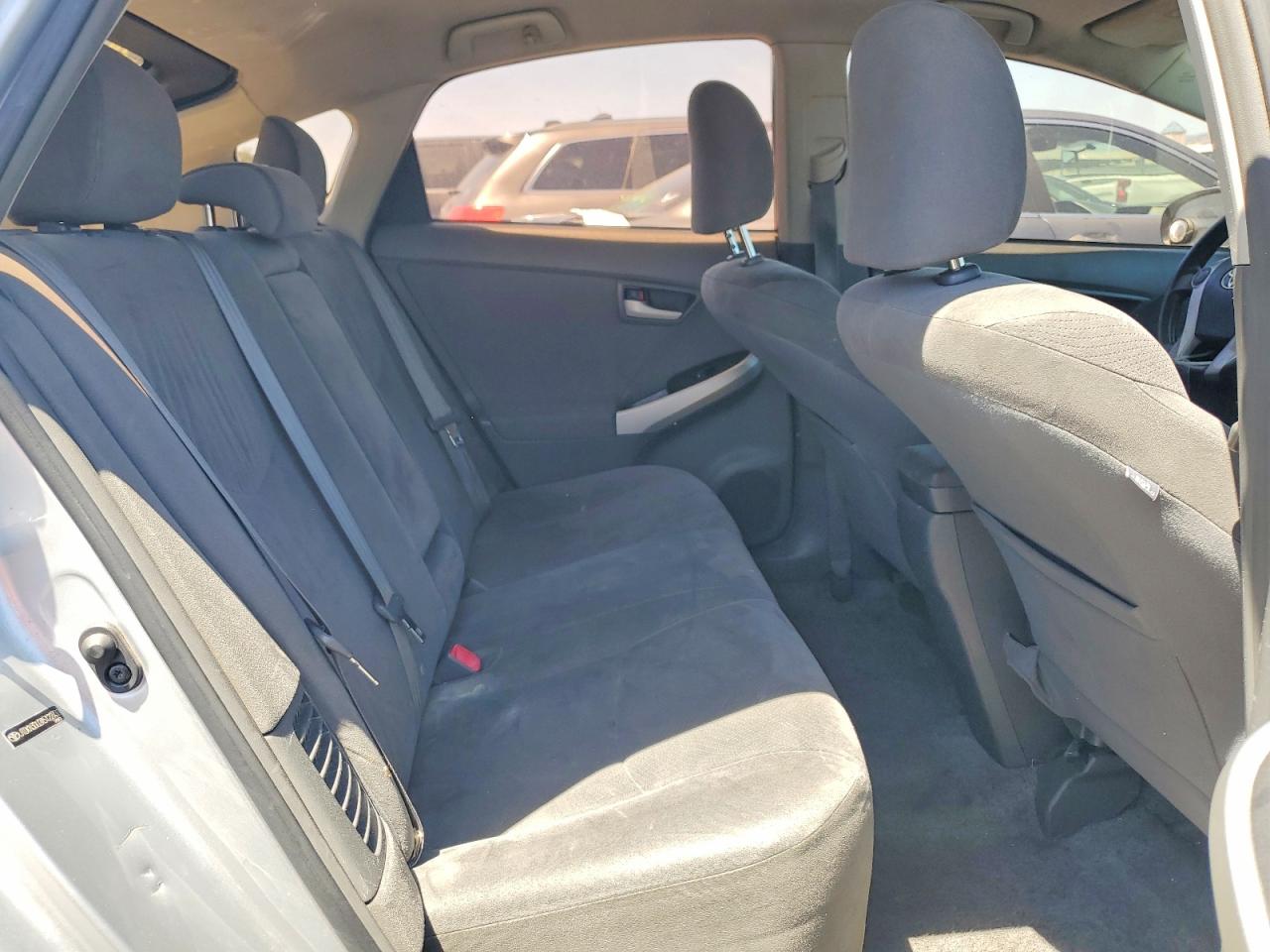 2010 TOYOTA PRIUS II photo 19