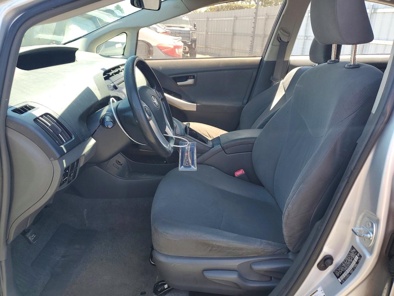2010 TOYOTA PRIUS II photo 13