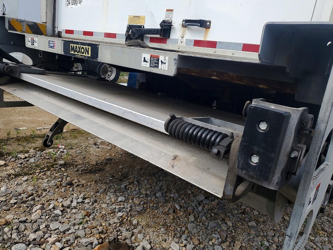 2019 FREIGHTLINER BUSINESS CLASS M2 BOX TRUCK photo 31