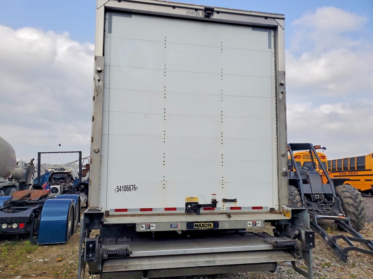 2019 FREIGHTLINER BUSINESS CLASS M2 BOX TRUCK photo 16