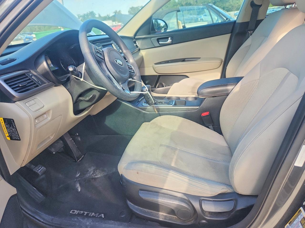 2016 KIA OPTIMA LX photo 19