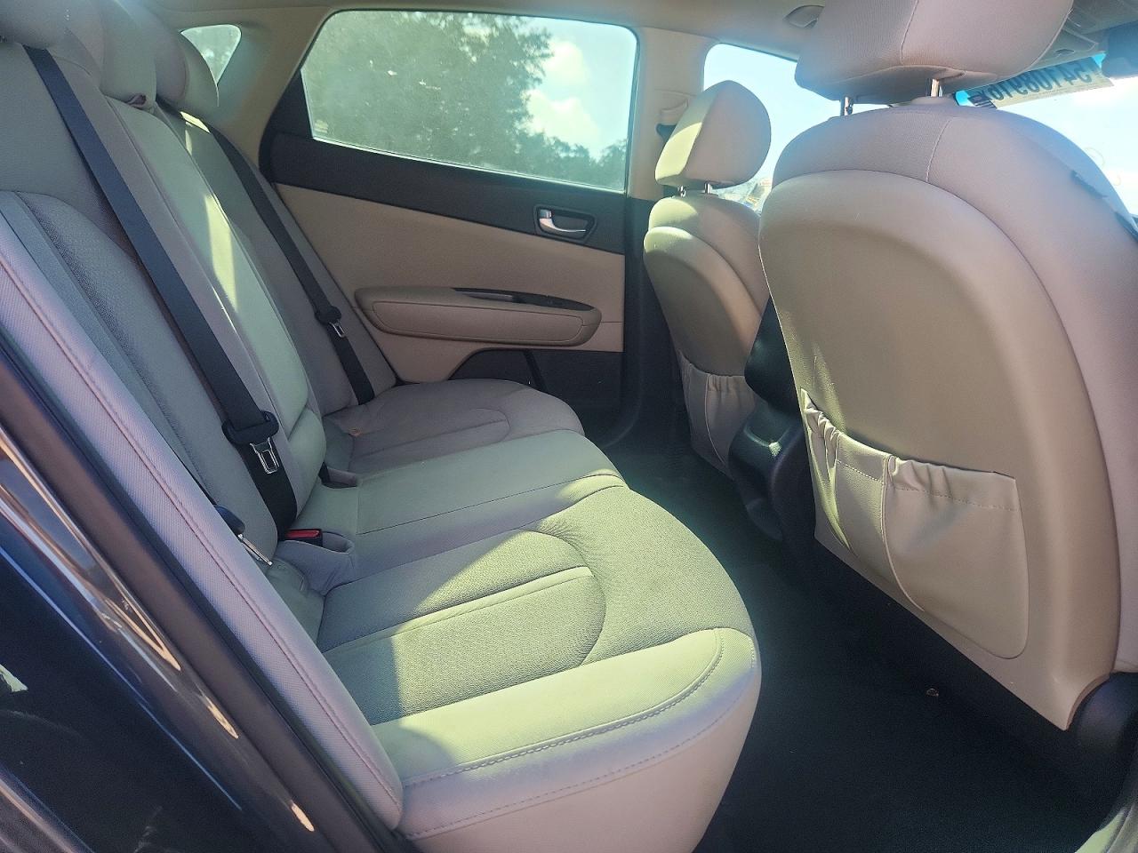 2016 KIA OPTIMA LX photo 28