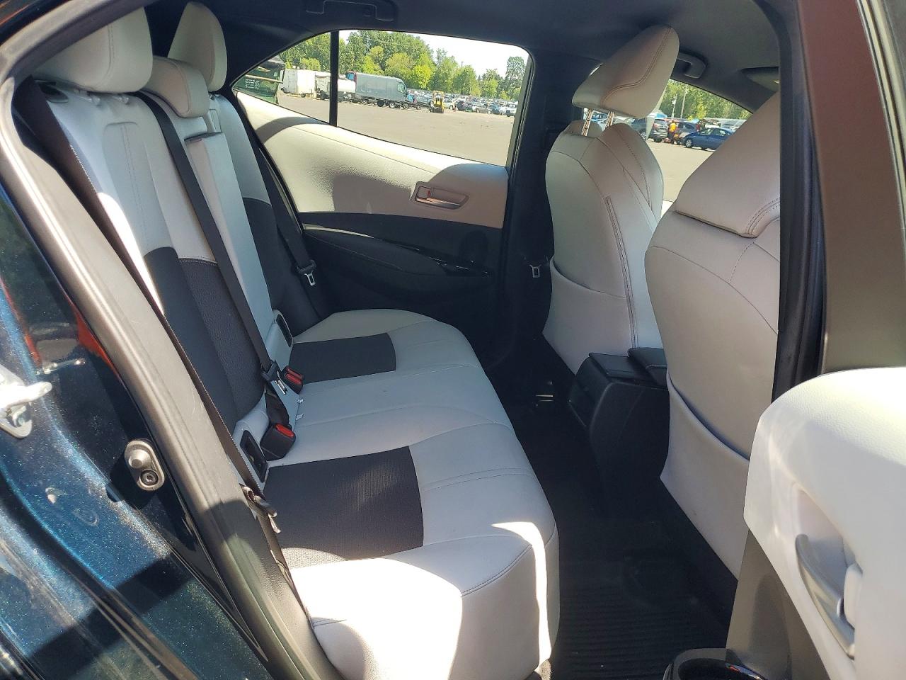 2020 TOYOTA COROLLA XSE photo 19