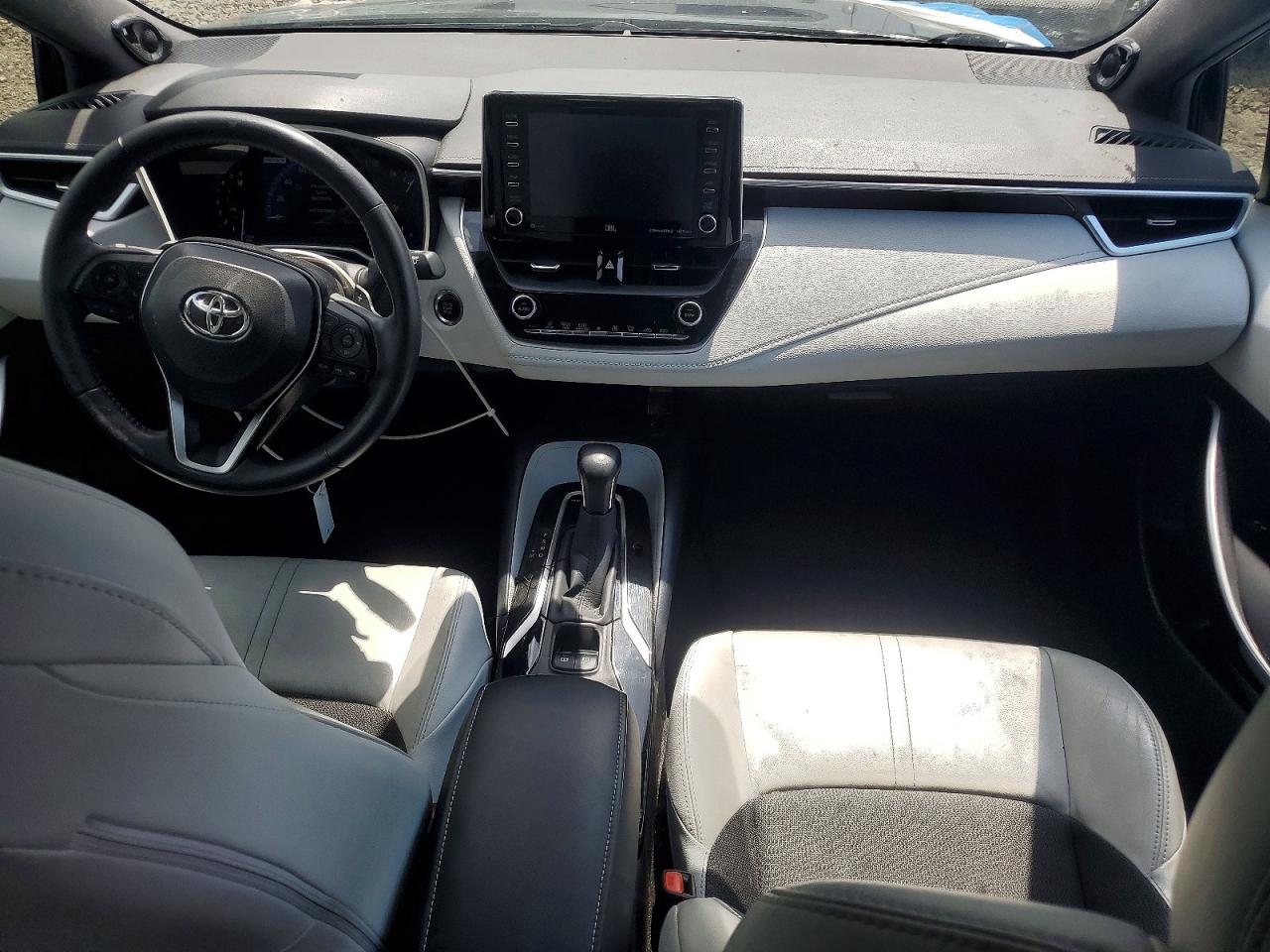 2020 TOYOTA COROLLA XSE photo 15