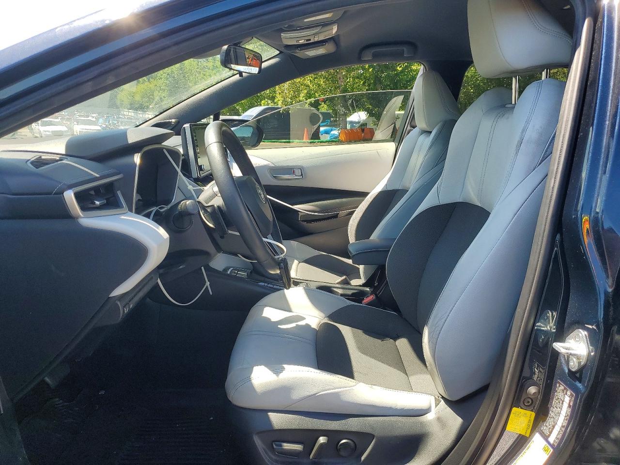 2020 TOYOTA COROLLA XSE photo 13