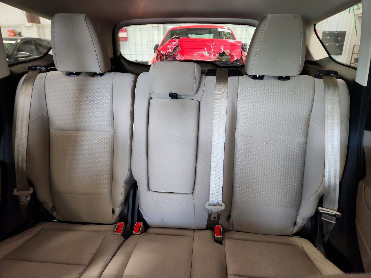 2017 FORD ESCAPE SE photo 28