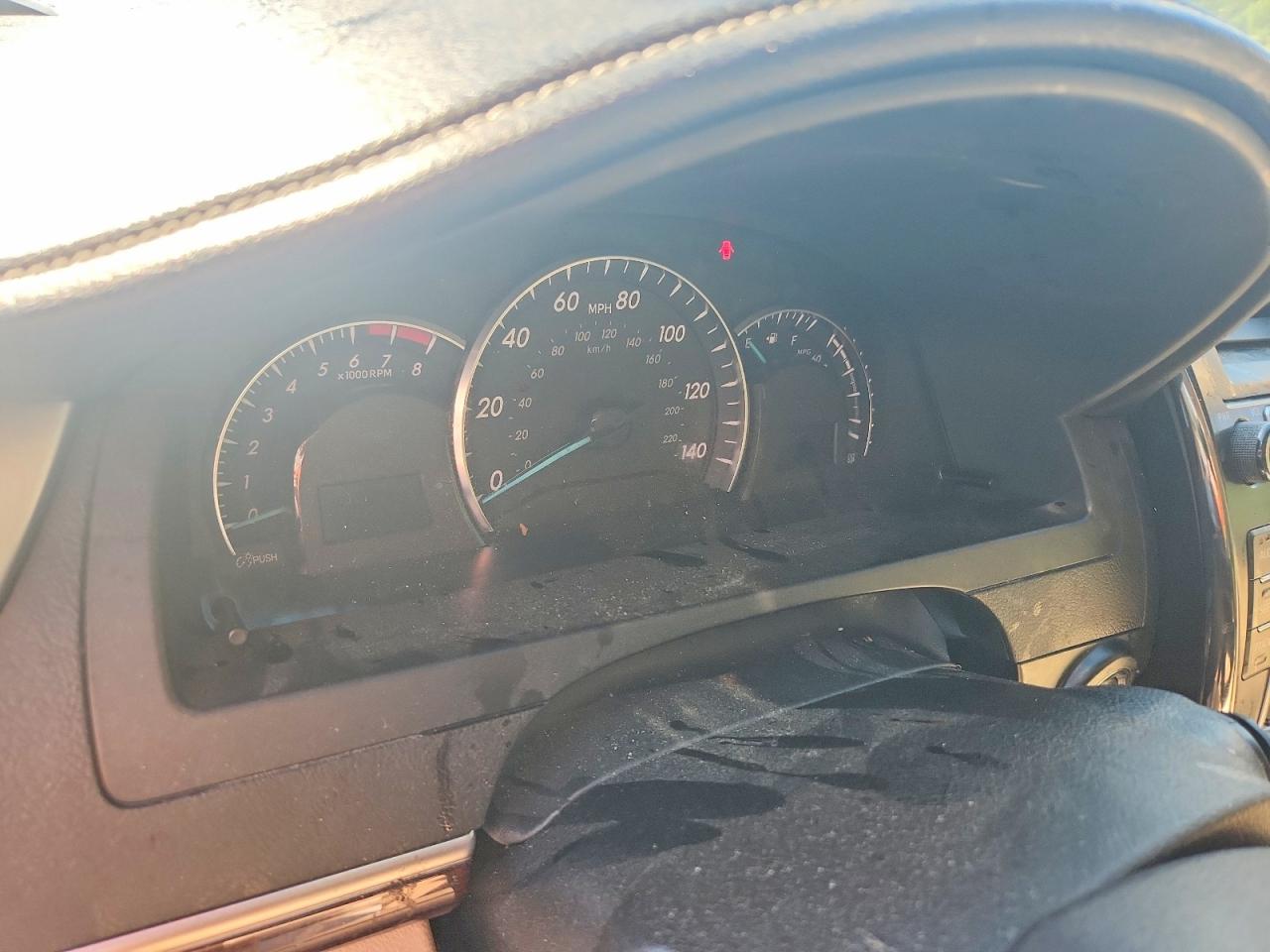 2012 TOYOTA CAMRY XLE V6 photo 17