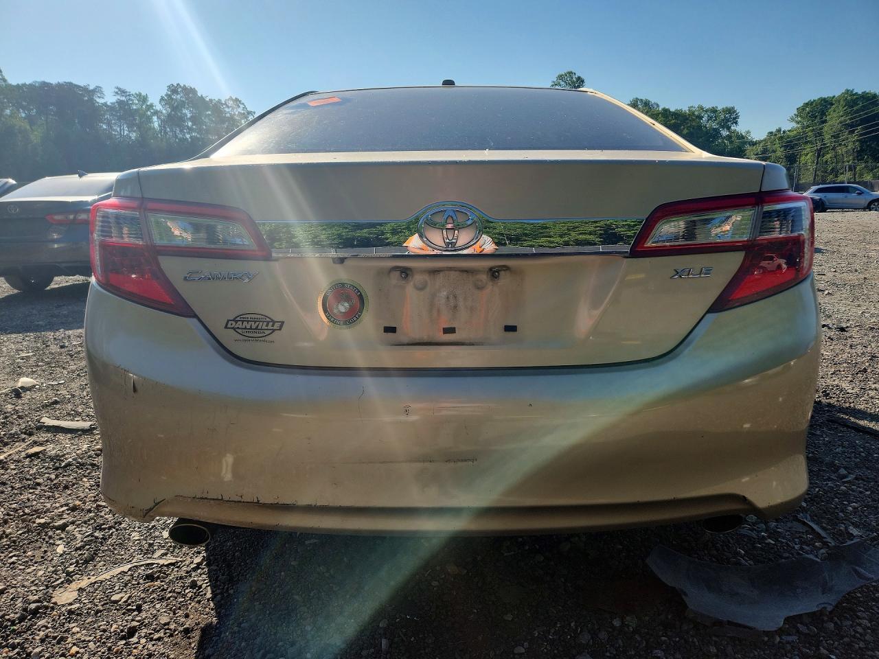 2012 TOYOTA CAMRY XLE V6 photo 11