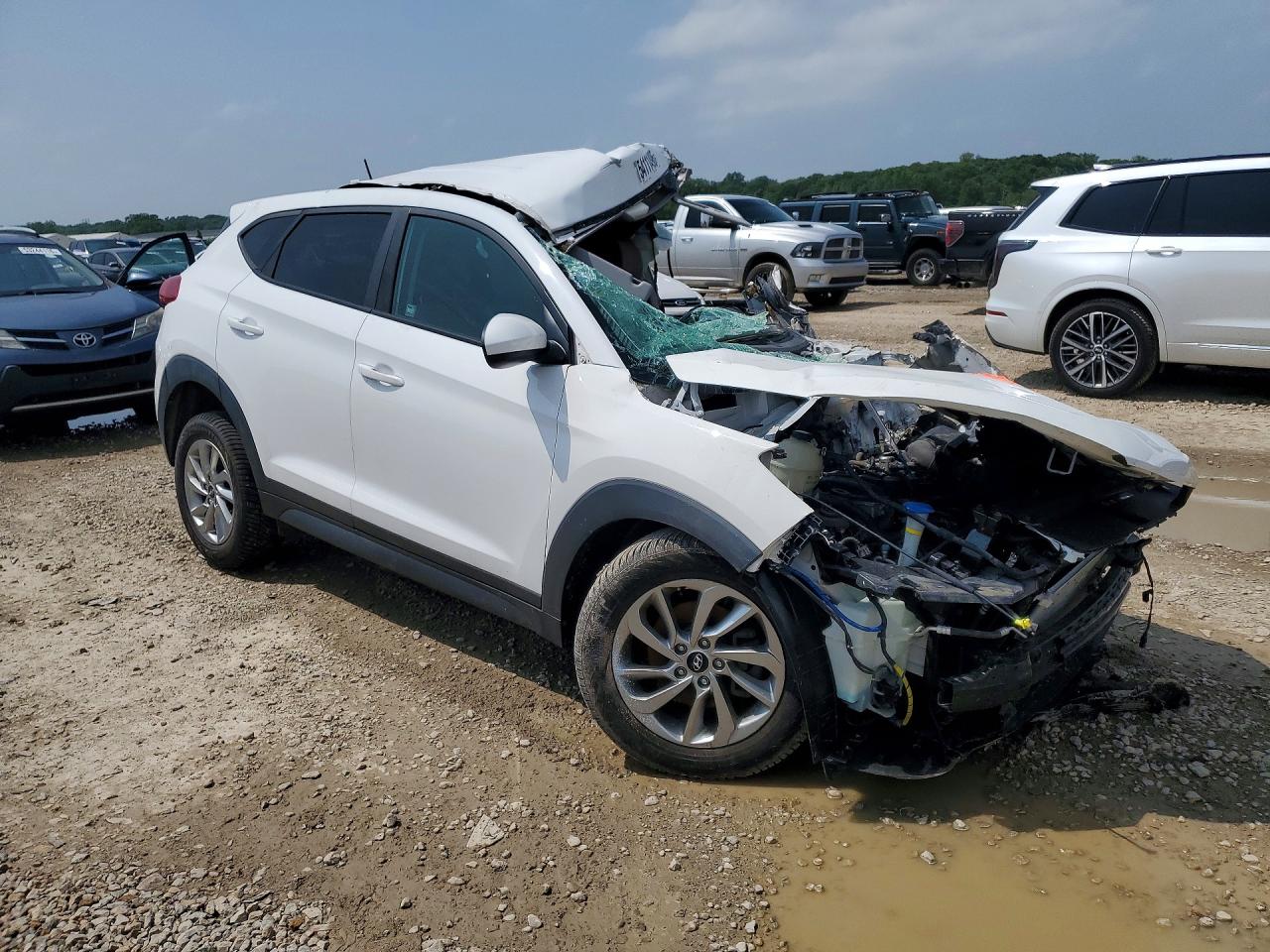 2016 HYUNDAI TUCSON SE photo 10