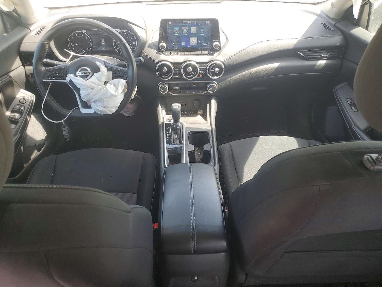 2022 NISSAN SENTRA SV photo 8