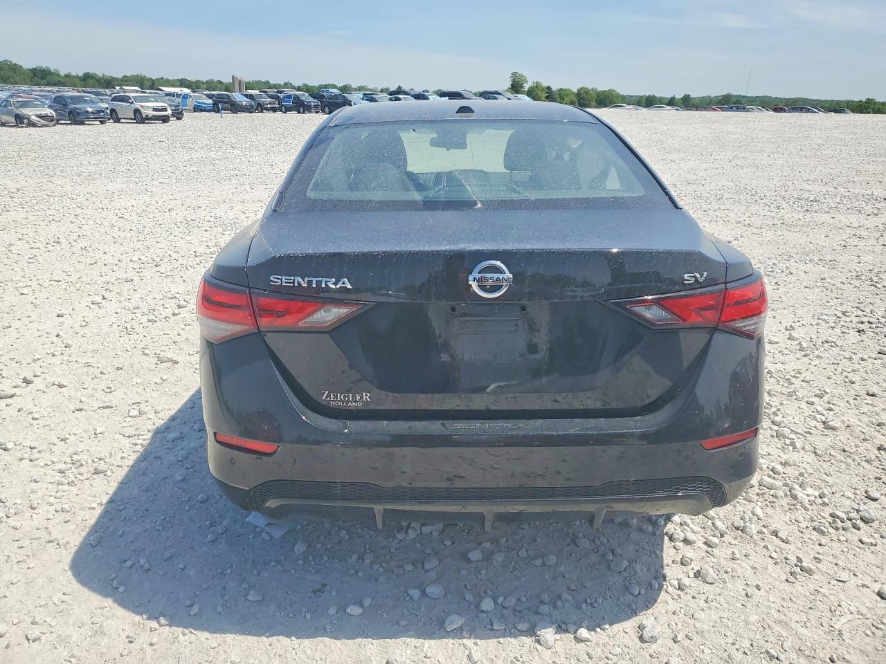 2022 NISSAN SENTRA SV photo 6